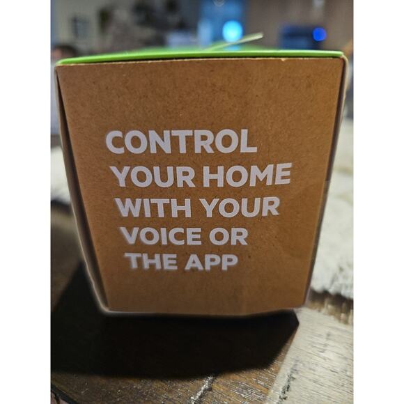 WeMo WiFi Enabled Mini Smart Plug - White (F7C063) - Picture 4 of 4